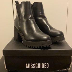 Black chelsea ankle boot